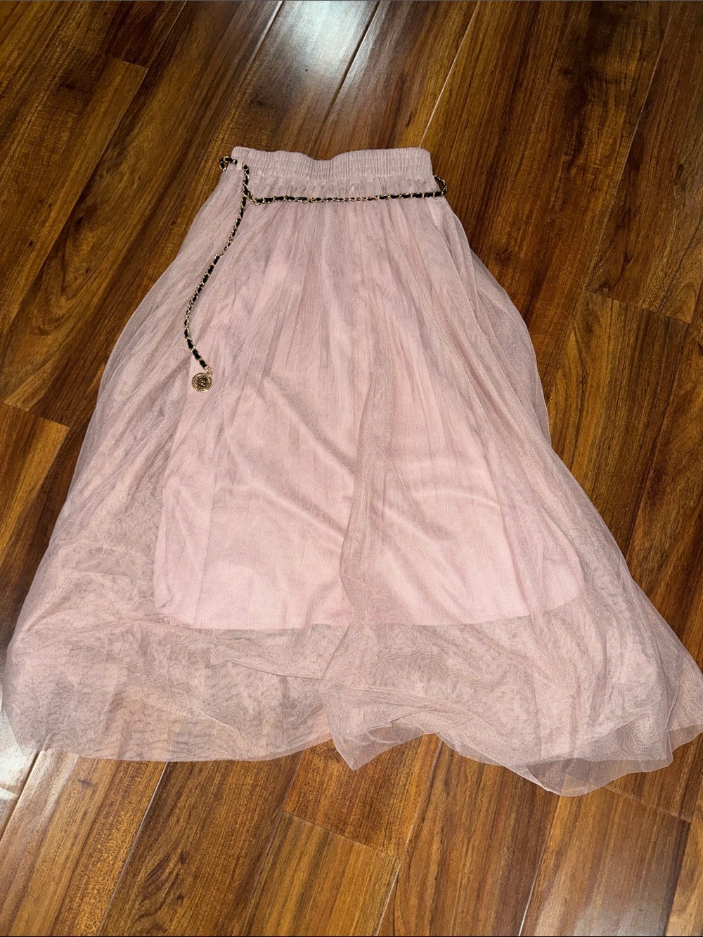 Womenโs Pink Tulle Midi Skirt - Elegant Gathered Waist